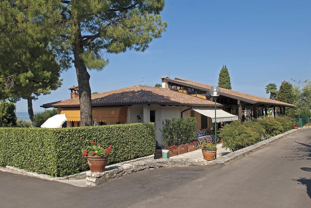 Residence Arca Bardolino Exterior photo