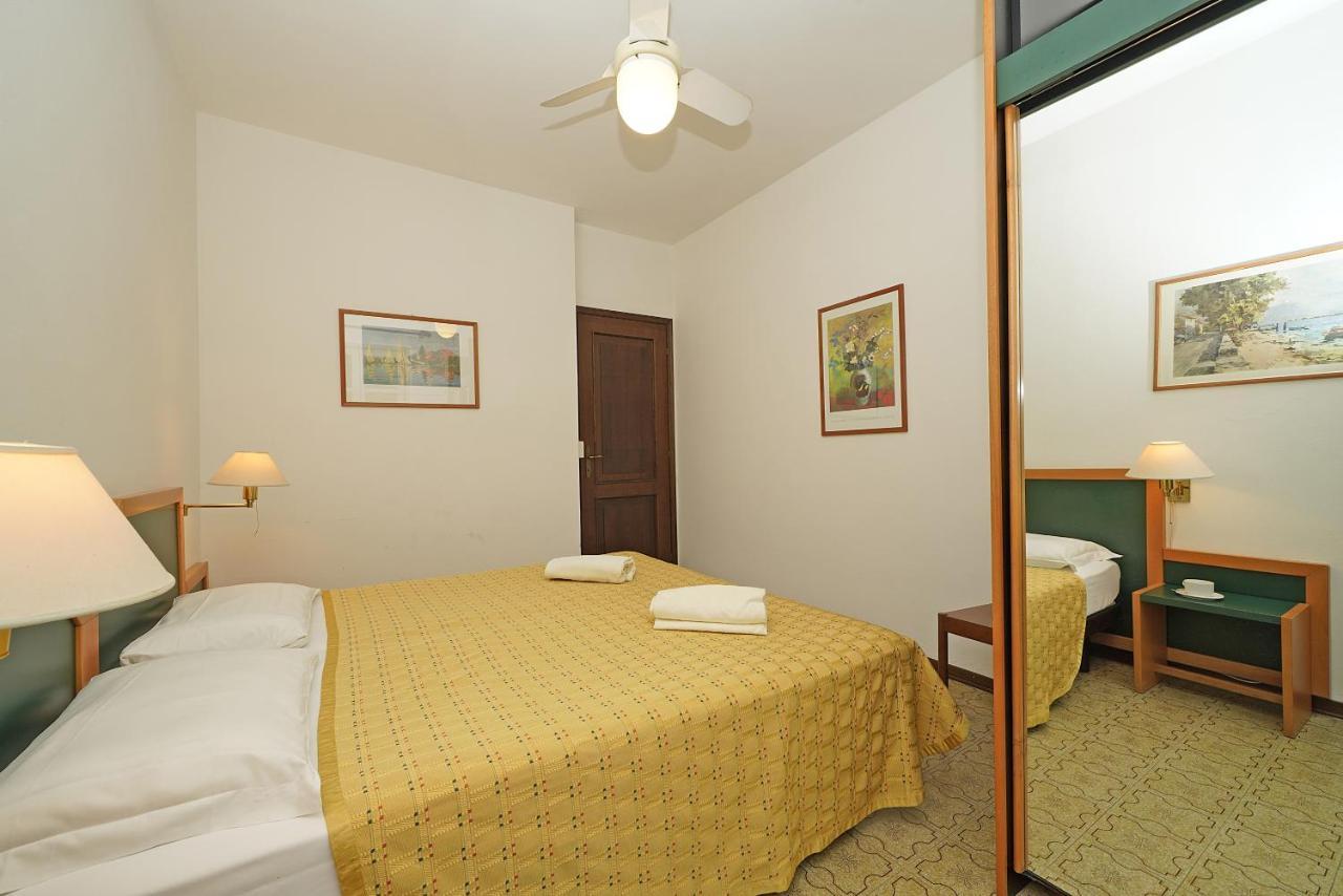 Residence Arca Bardolino Exterior photo